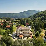Pensjonat Ośrodek Nad Wodospadem