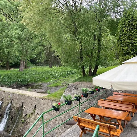 Osrodek Nad Wodospadem Międzybrodzie Bialskie