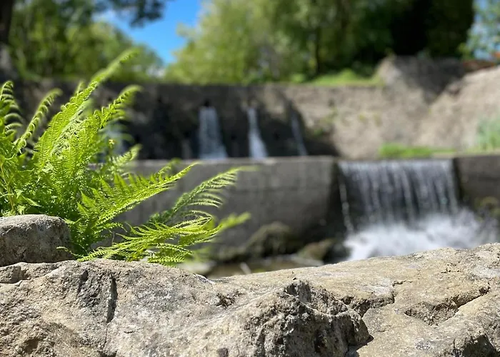 Osrodek Nad Wodospadem 게스트하우스 3*